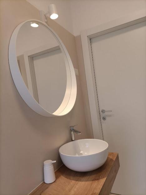 Gardasee Apartment Riva del Garda Bagian luar foto